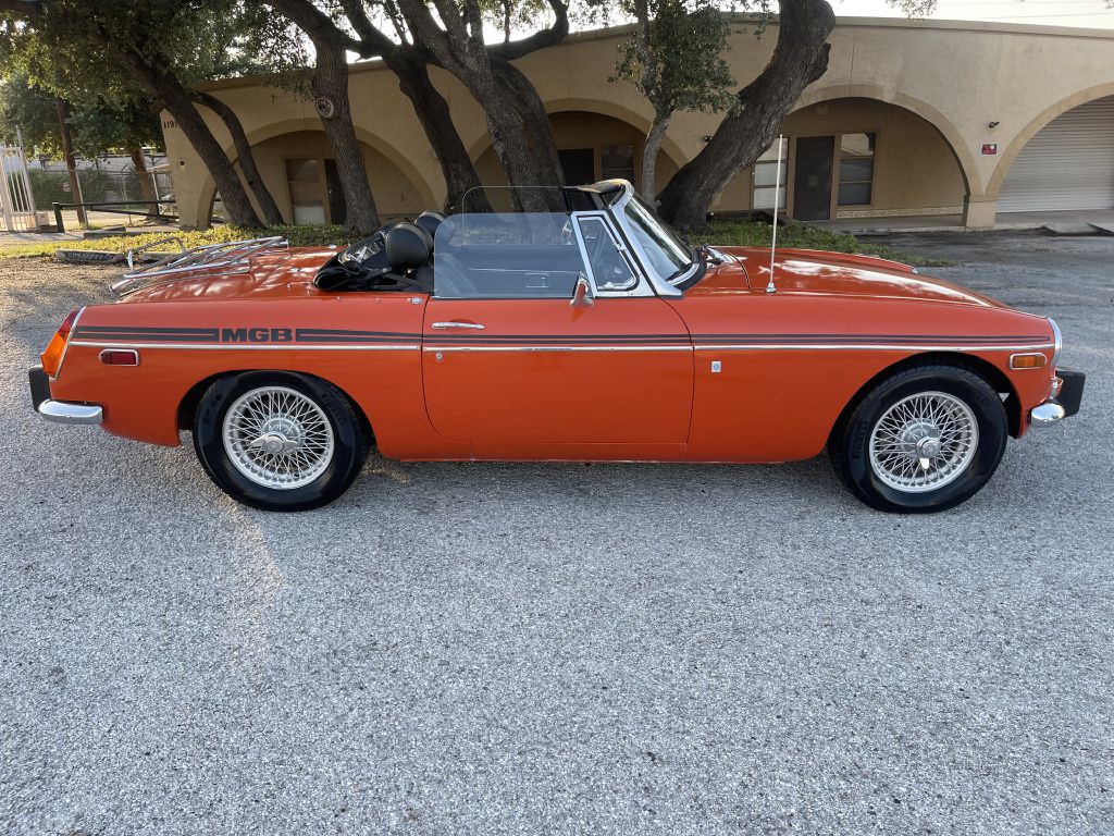 1974 MG Roadster Image 6