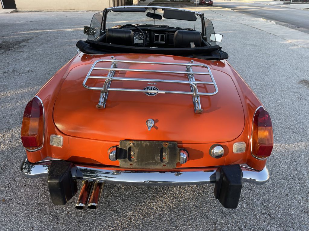 1974 MG Roadster Image 8