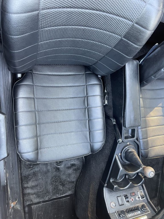 1974 MG Roadster Image 12