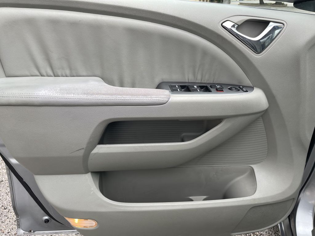 2008 Honda Odyssey Image 9