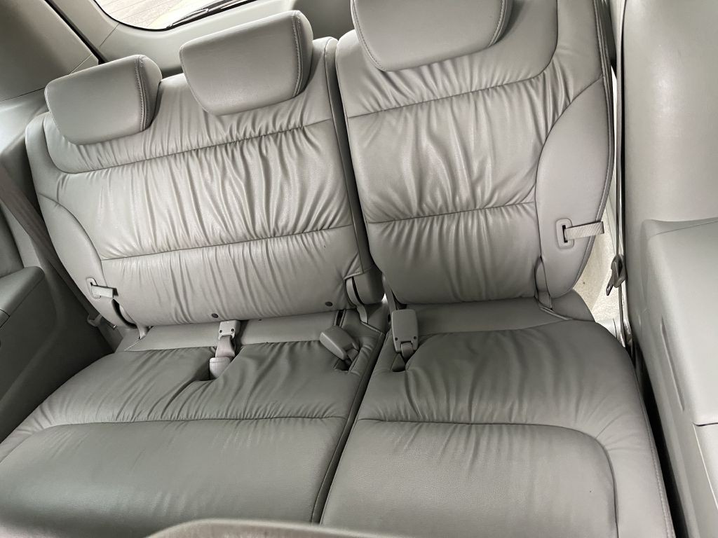 2008 Honda Odyssey Image 14