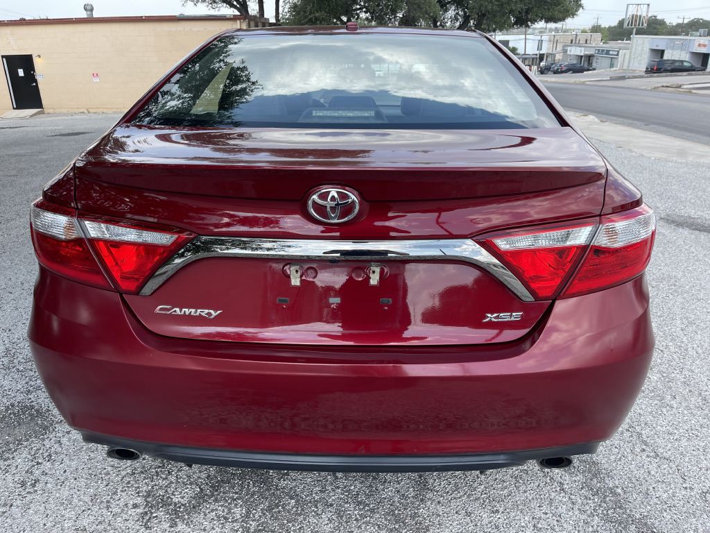 2015 Toyota Camry Image 8