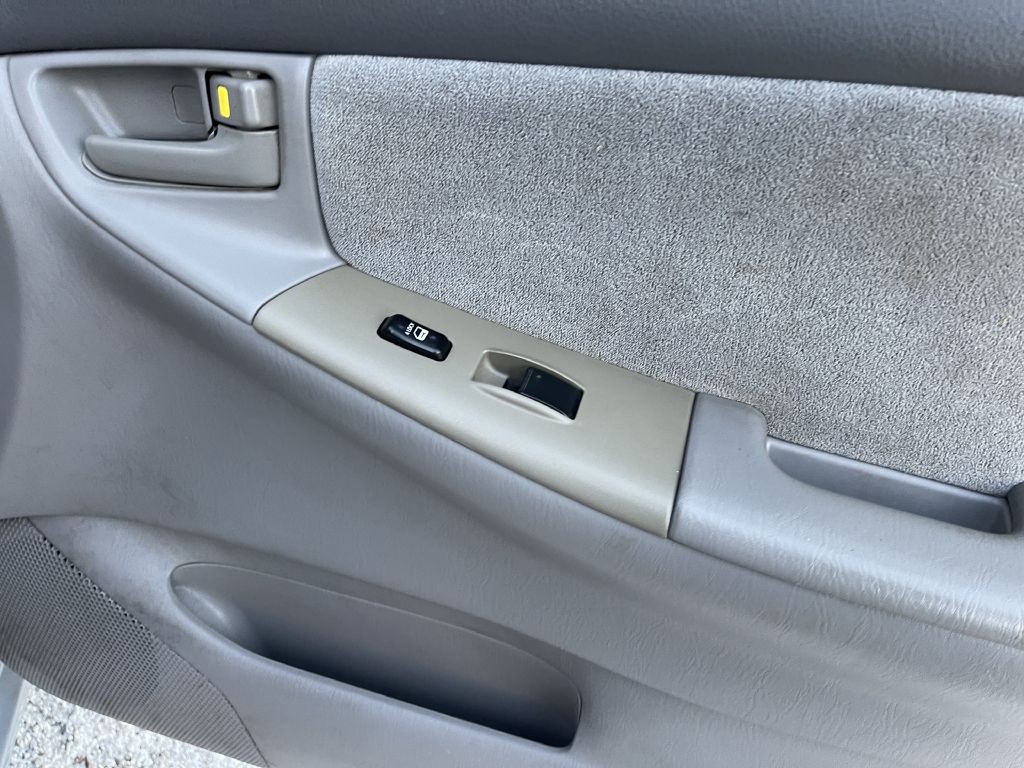 2008 Toyota Corolla Image 15