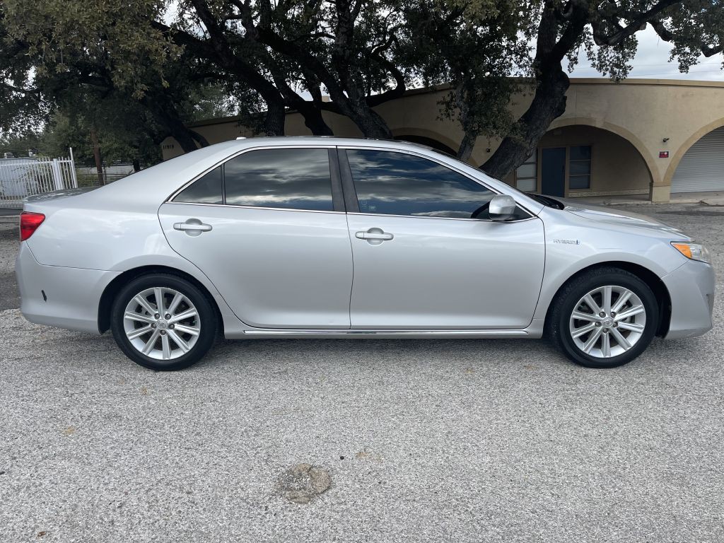 2012 Toyota Camry Image 6