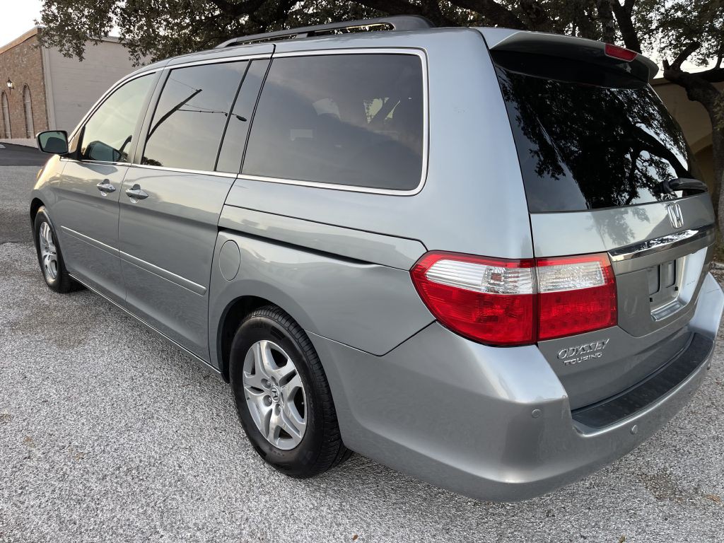 2006 Honda Odyssey Image 2
