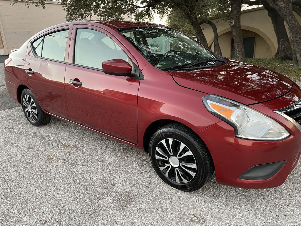 2019 Nissan Versa Image 5