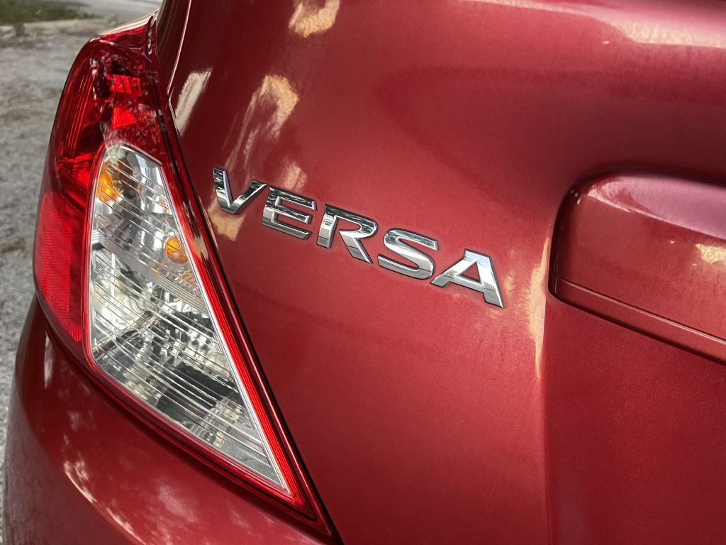 2019 Nissan Versa Image 22