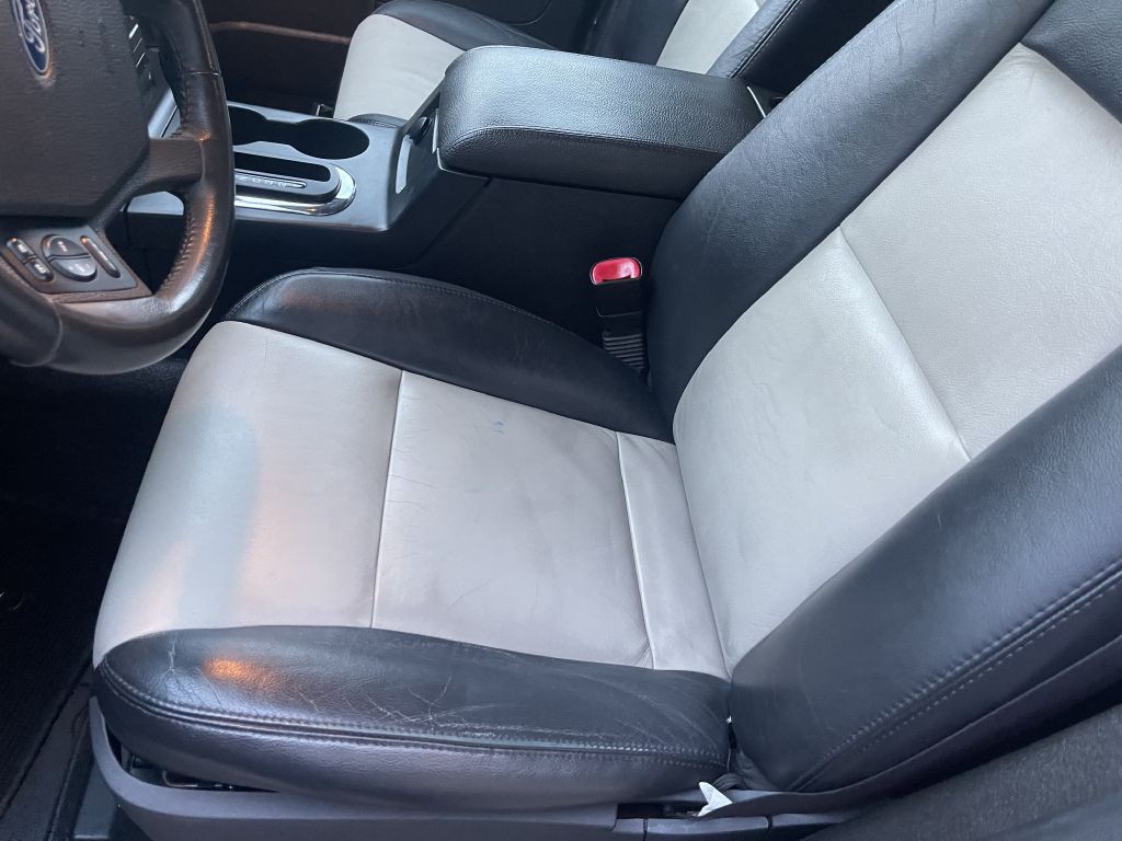 2007 Ford Explorer Image 10