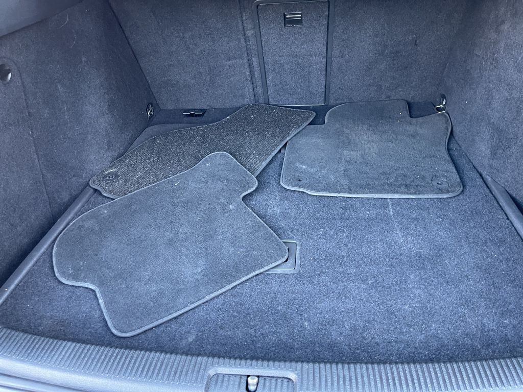 2013 Volkswagen Jetta Image 20