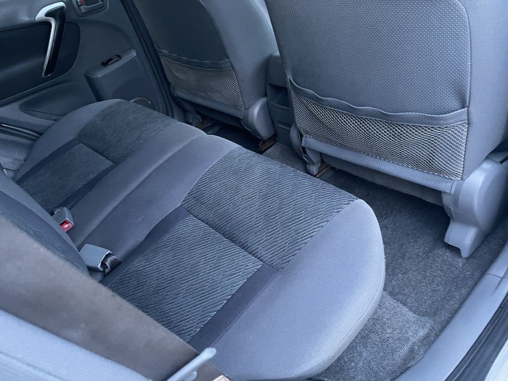 2002 Toyota Rav4 Image 19