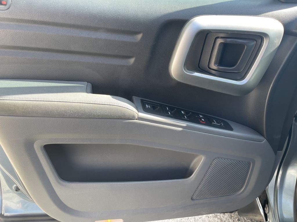 2006 Honda Ridgeline Image 9