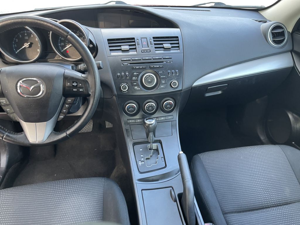 2013 Mazda Mazda3 Image 13