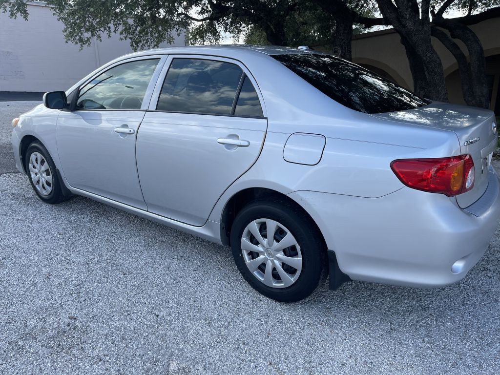 2009 Toyota Corolla Image 2
