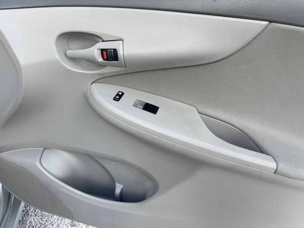 2009 Toyota Corolla Image 15