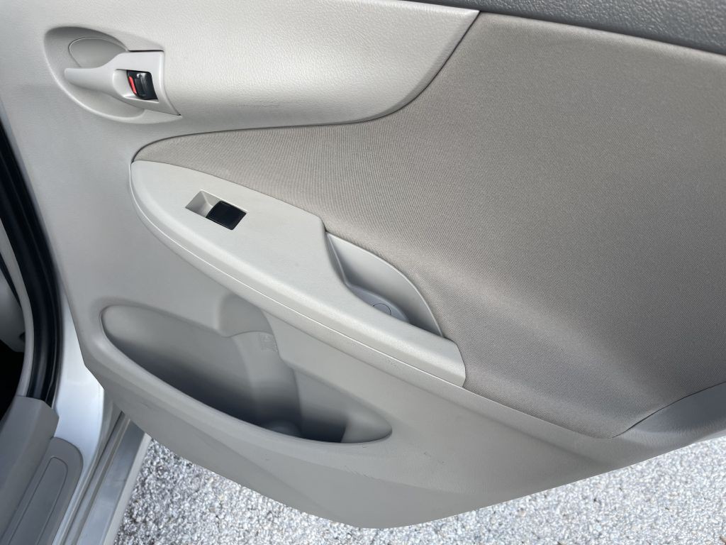 2009 Toyota Corolla Image 17