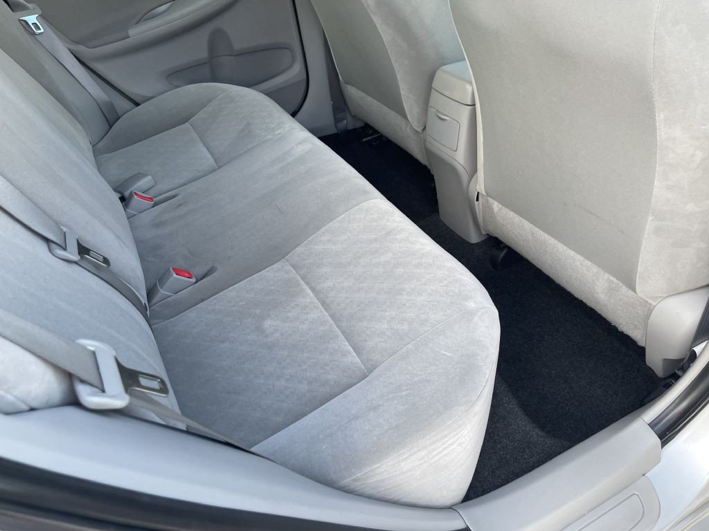 2009 Toyota Corolla Image 18