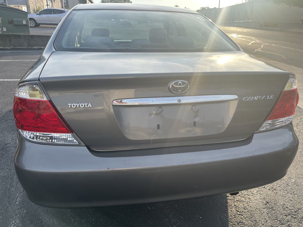 2005 Toyota Camry Image 8
