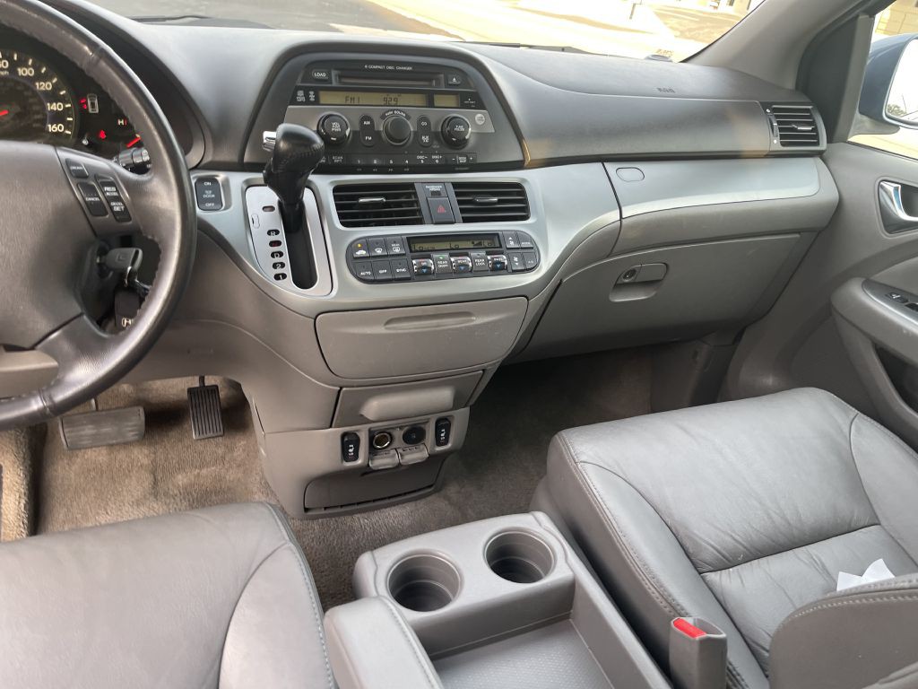 2010 Honda Odyssey Image 13
