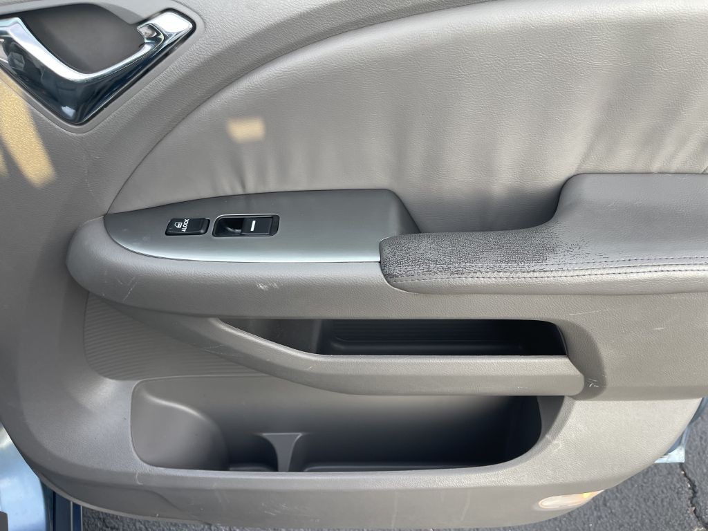 2010 Honda Odyssey Image 16