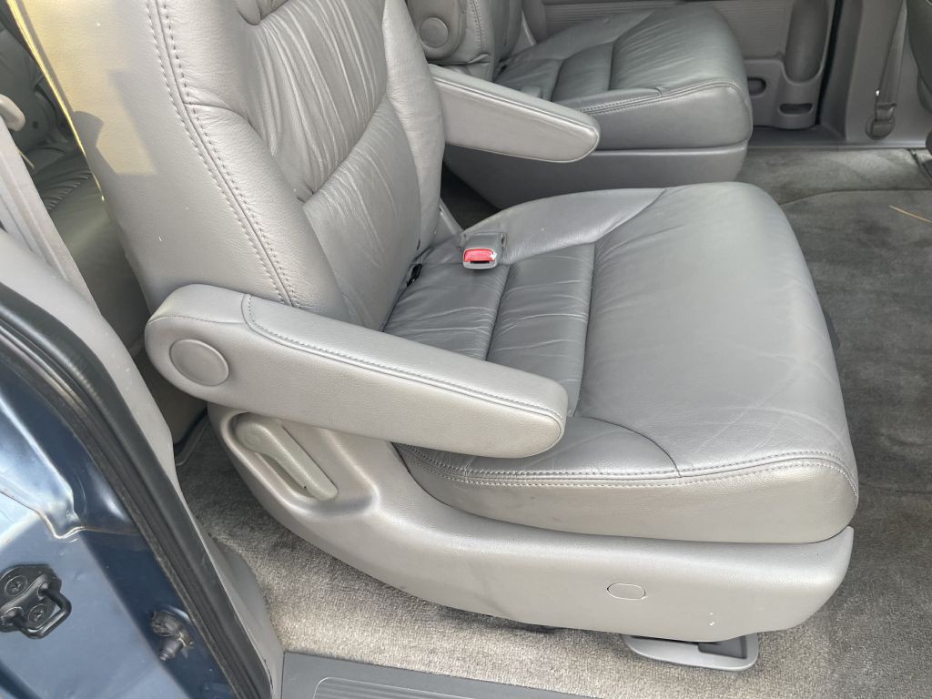 2010 Honda Odyssey Image 18