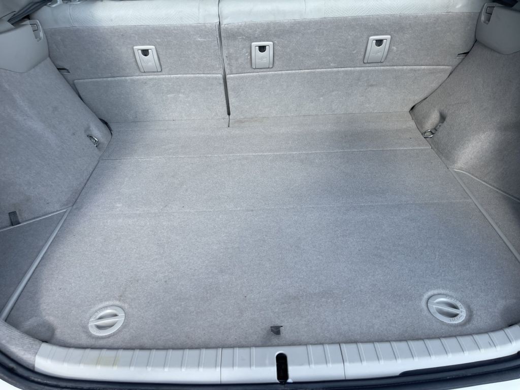 2011 Toyota Prius Image 20