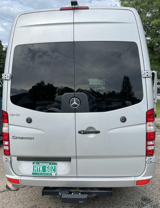 2014 Mercedes-Benz Sprinter Image 3