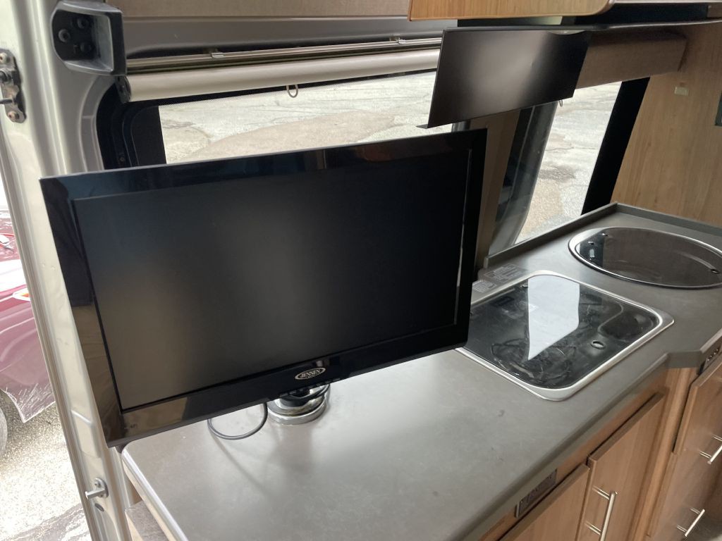 2014 Mercedes-Benz Sprinter Image 8
