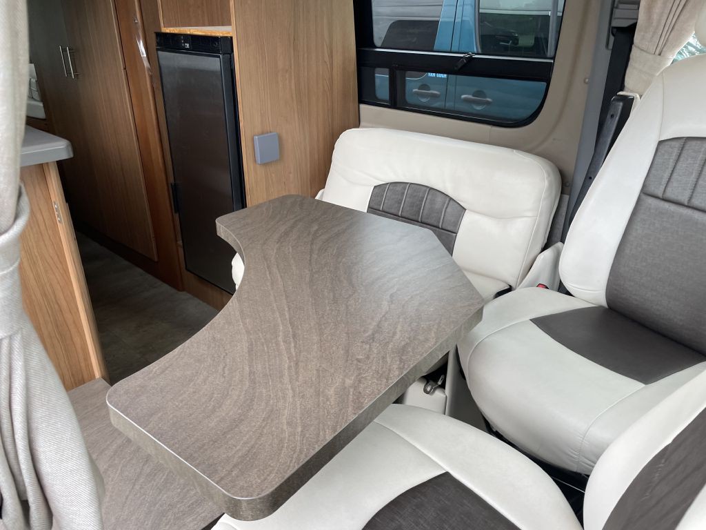 2014 Mercedes-Benz Sprinter Image 28