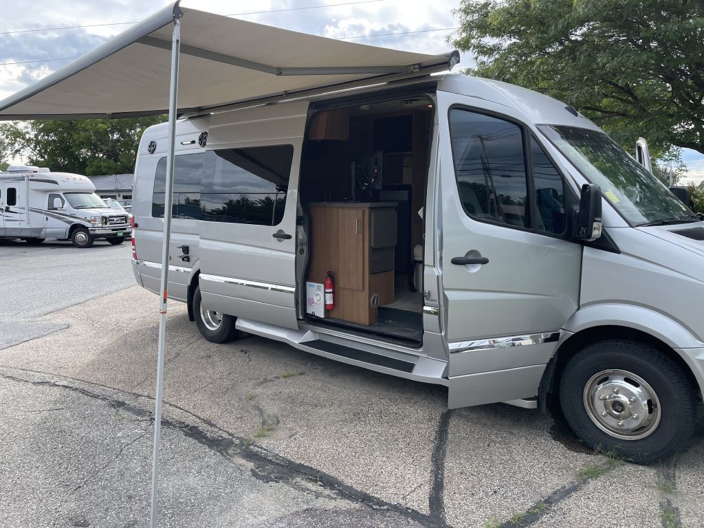 2014 Mercedes-Benz Sprinter Image 39