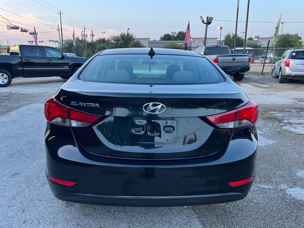 2016 Hyundai Elantra Image 5