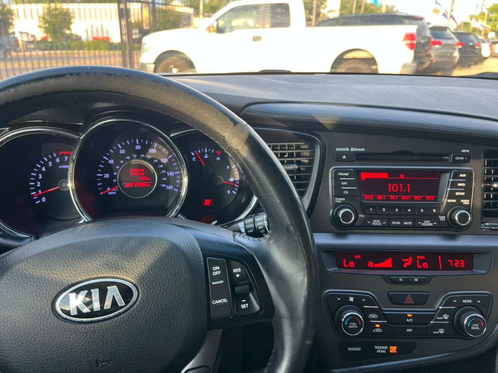 2013 Kia Optima Image 18