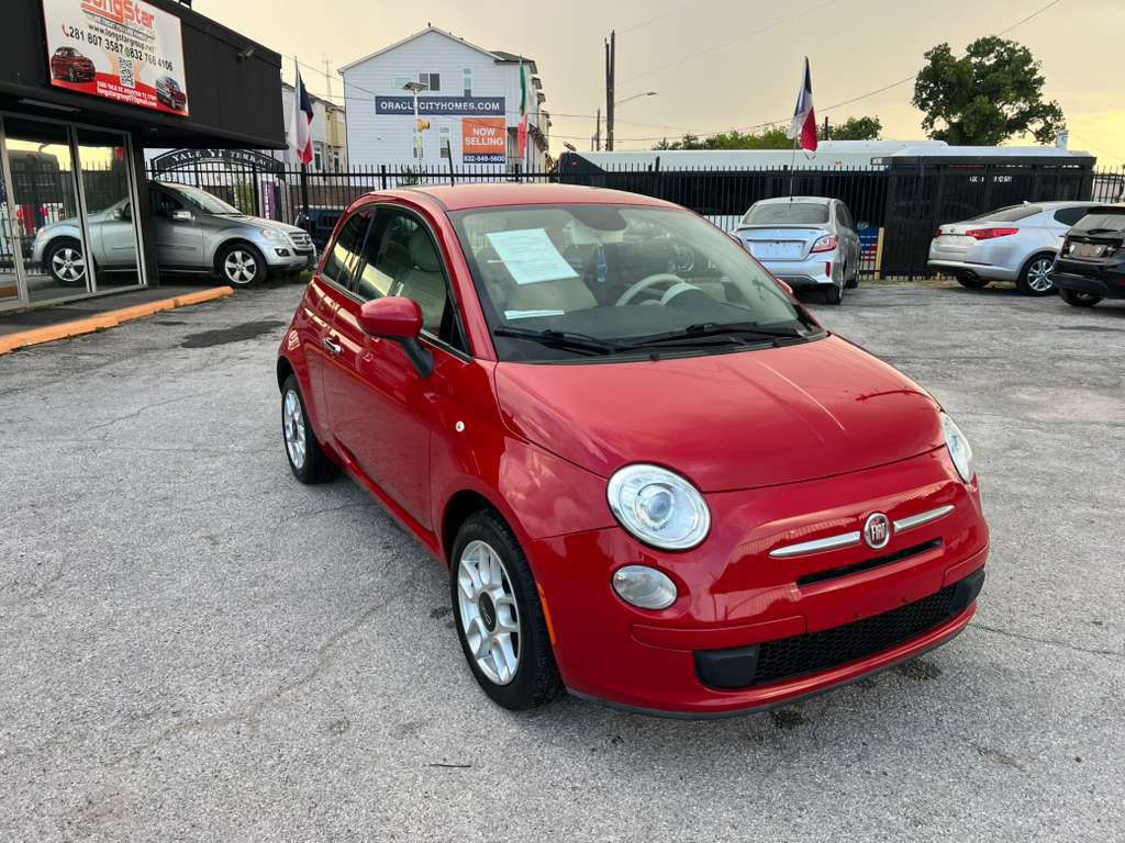 2013 FIAT 500 Image 6