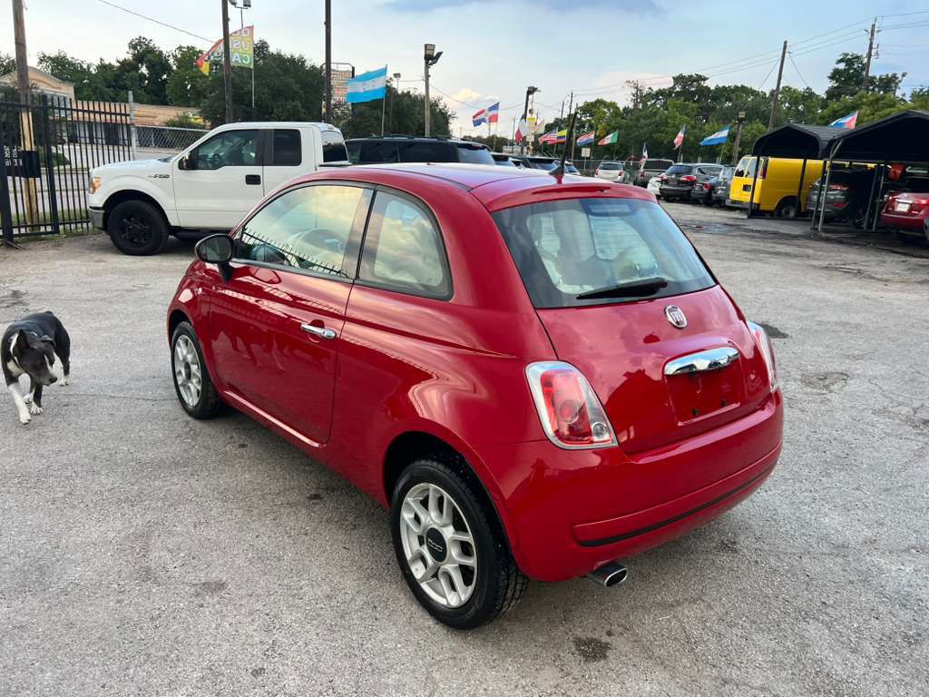 2013 FIAT 500 Image 8