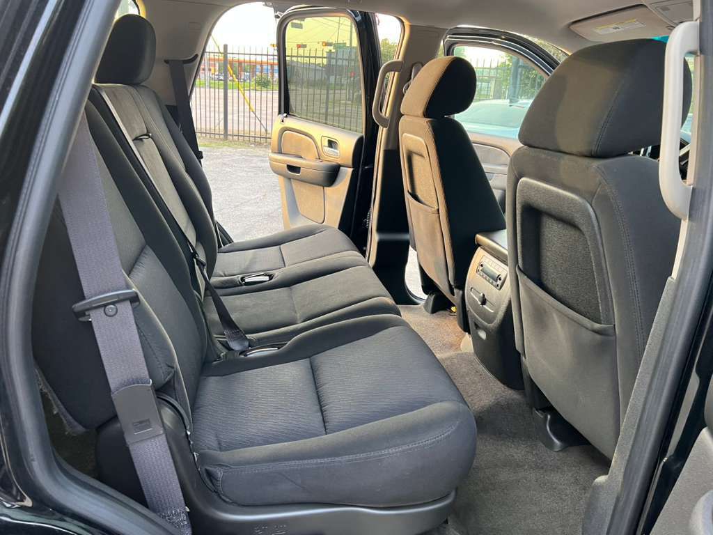 2011 Chevrolet Tahoe Image 18