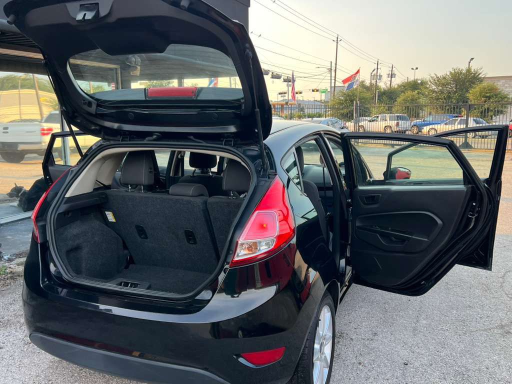 2019 Ford Fiesta Image 13