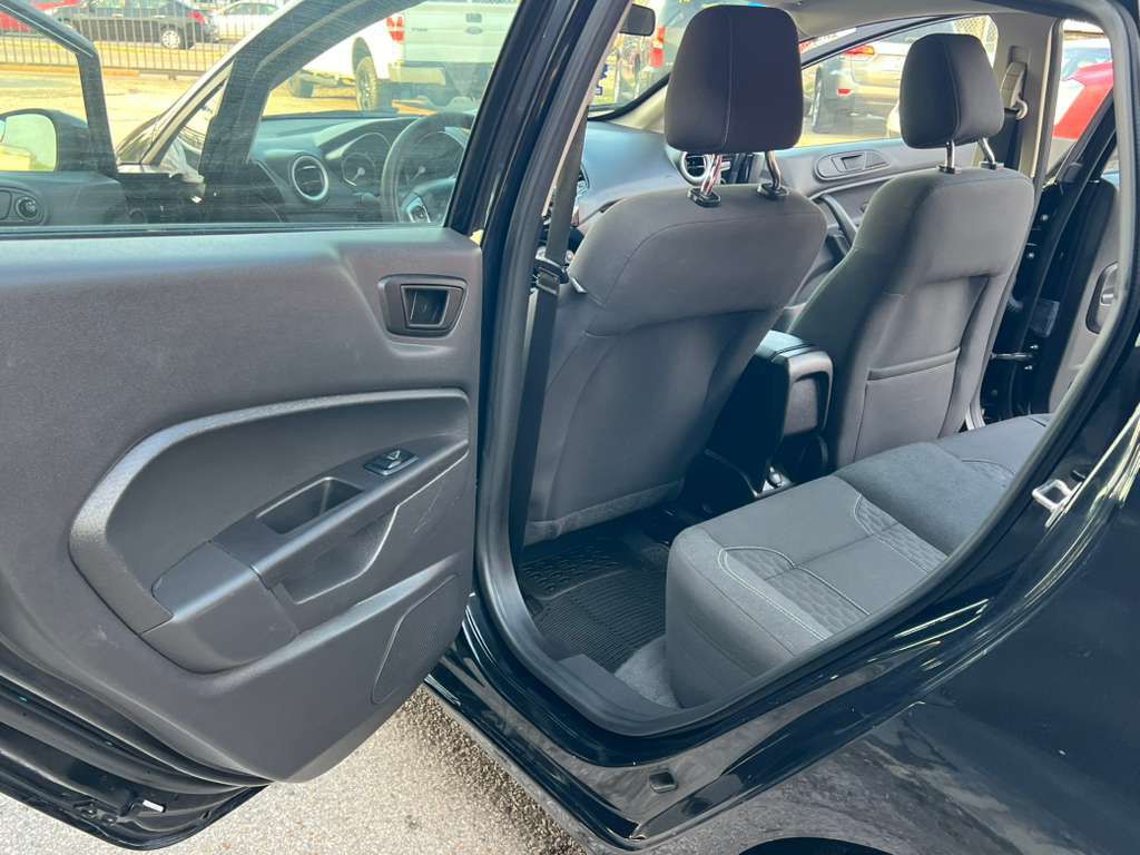 2019 Ford Fiesta Image 16