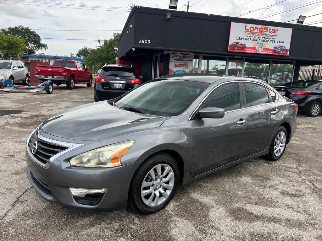 2015 Nissan Altima Image 4