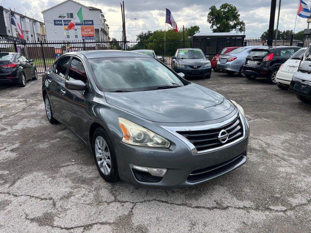 2015 Nissan Altima Image 10