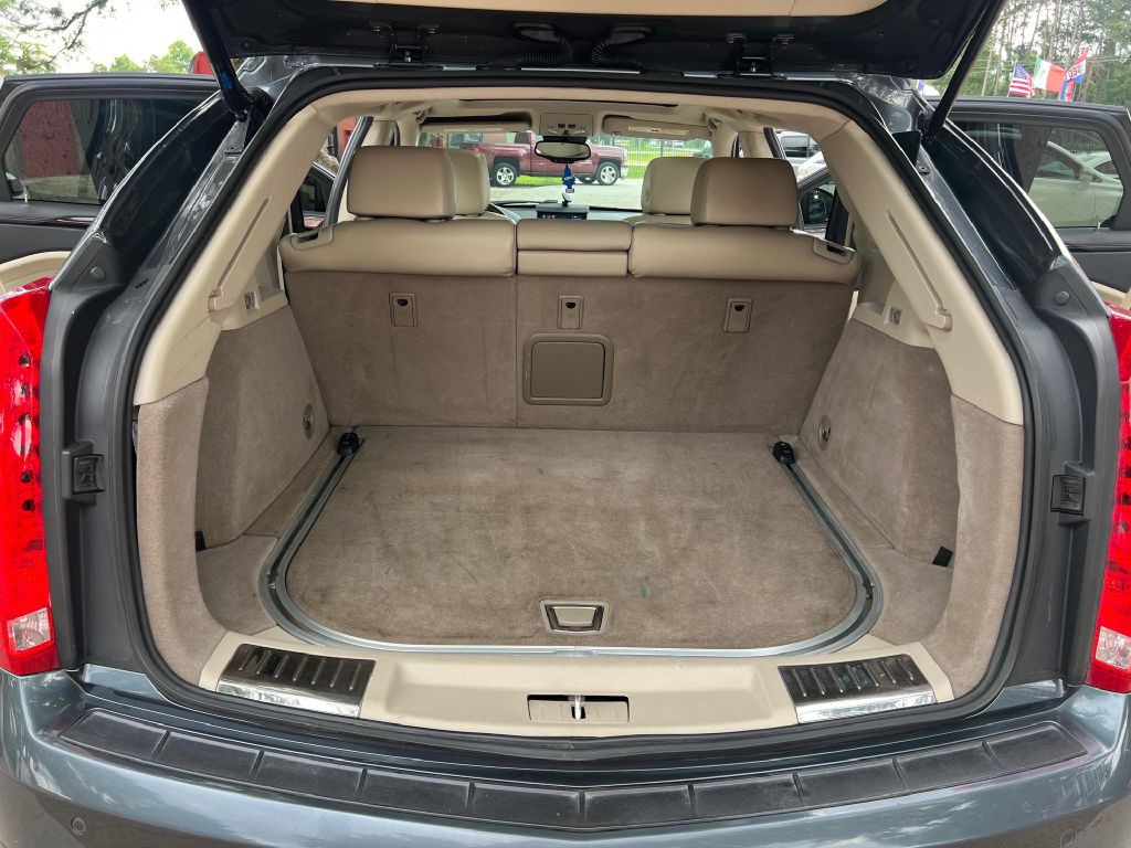 2011 Cadillac SRX Image 10