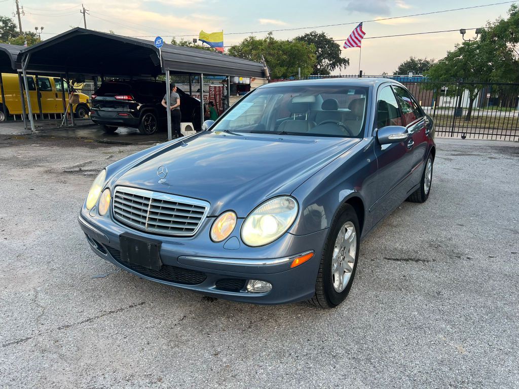 2004 Mercedes-Benz E-Class Image 1