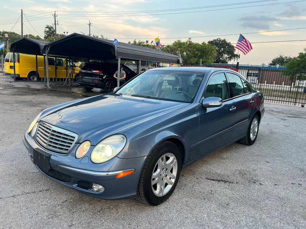 2004 Mercedes-Benz E-Class Image 4
