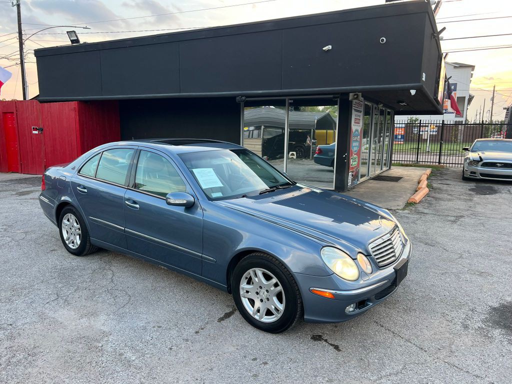 2004 Mercedes-Benz E-Class Image 7