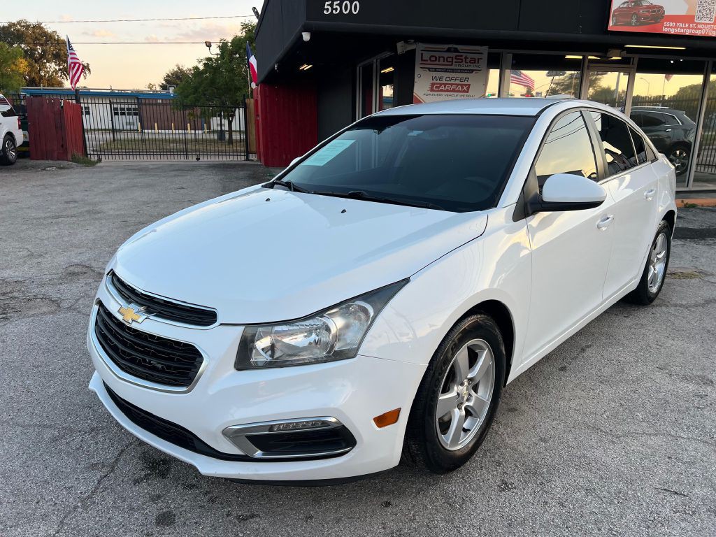 2015 Chevrolet Cruze Image 1