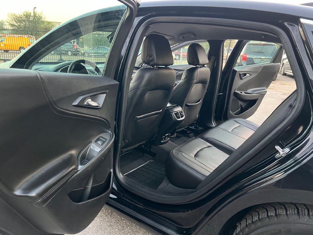 2017 Chevrolet Malibu Image 15