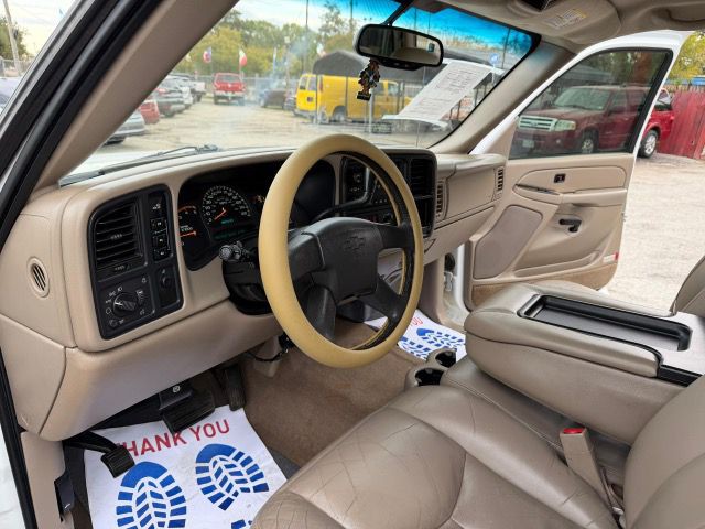 2004 Chevrolet Silverado 1500 Image 19