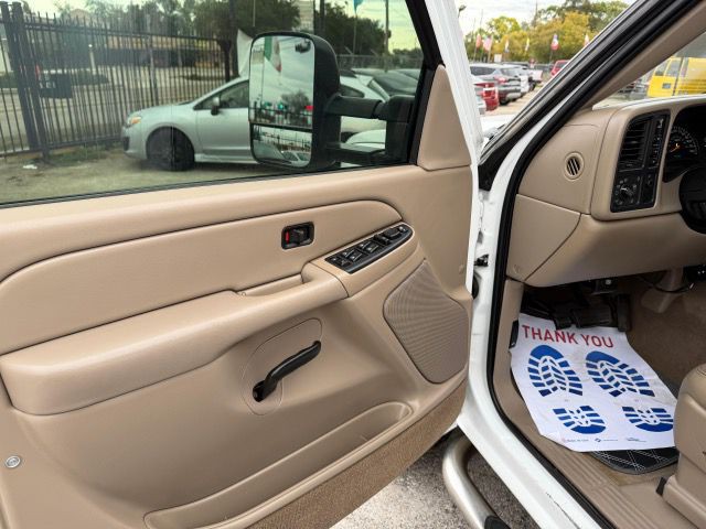 2004 Chevrolet Silverado 1500 Image 20