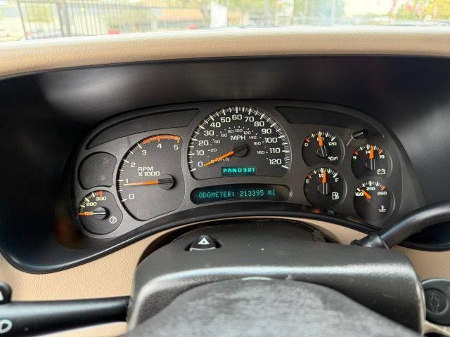 2004 Chevrolet Silverado 1500 Image 21