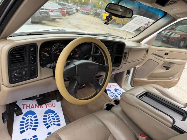 2004 Chevrolet Silverado 1500 Image 22