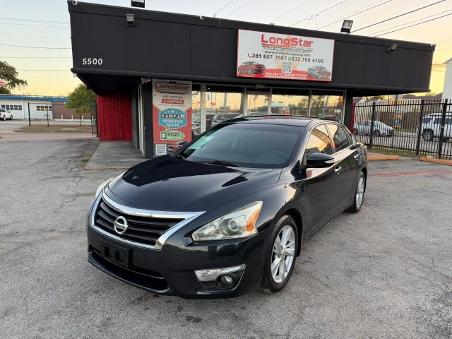 2015 Nissan Altima Image 2