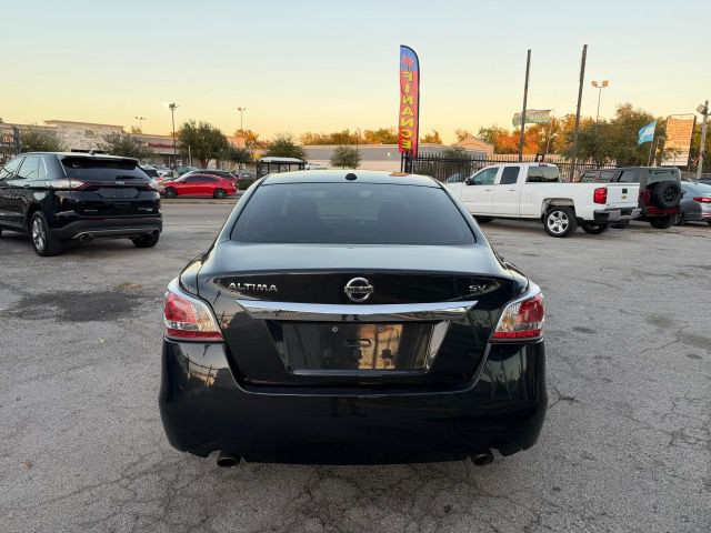 2015 Nissan Altima Image 6